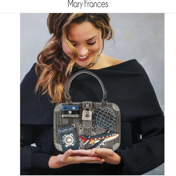 Mary Frances: Beaded Travel Passport Camera Bag - Picture 3 of 16